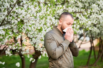 Andrej Medveď - Môžete vďaka týmto prírodným látkam pocítiť úľavu nielen od respiračných ochorení ale aj sennej nádchy?